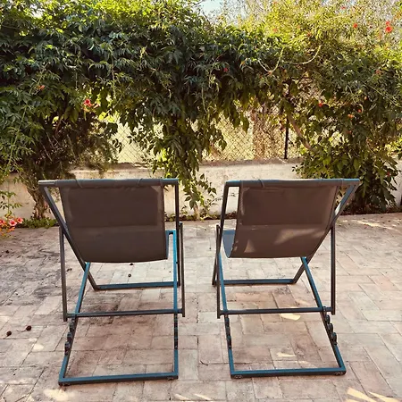 La Piccola Casa Design House Nel Centro Storico Con Un Giardino Privato * Mattinata